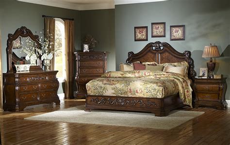Roseville Bedroom Furniture